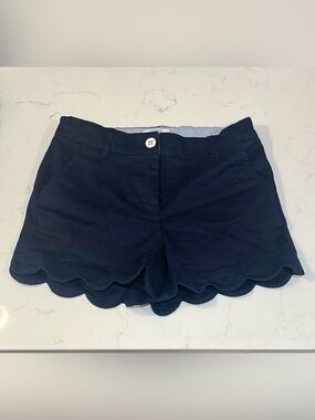 Crown & Ivy Navy Blue Scalloped Hem Child Shorts for play or uniform, size 8